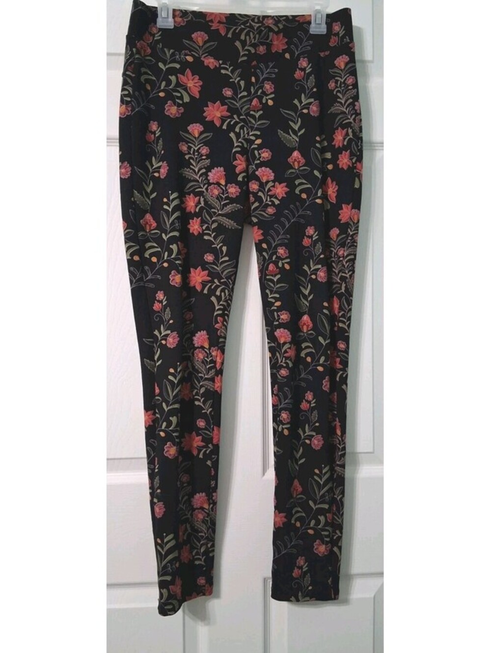 Lark & Gray Black And Red Floral Stretch Pants, Size L, EUC